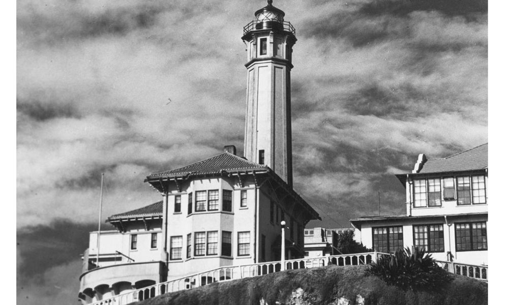 Trump vrea să transforme Alcatraz într-o închisoare de maximă securitate: Solicită 152 de milioane de dolari pentru reconstrucție Fostul președinte american, Donald Trump, a solicitat Congresului Statelor Unite ale Americii suma de 152 de milioane de dolari pentru a demara reconstrucția fostei închisori Alcatraz