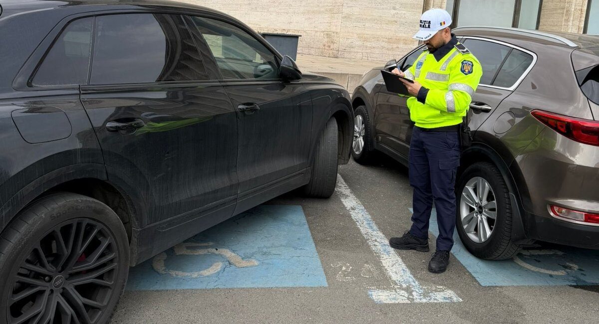 Poliția Locală a Municipiului București a aplicat amenzi în valoare de peste 27.000 de euro șoferilor care au parcat ilegal pe locurile destinate persoanelor cu dizabilități, de la începutul anului și până în prezent