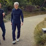 TIM COOK devine președinte executiv Apple, JOHN TERNUS, CEO: Schimbare majoră la gigant