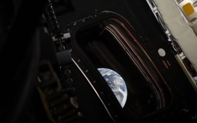 Capsula Orion a programului Artemis II a trimis pe Pământ primele imagini impresionante, surprinse de pe orbita lunară