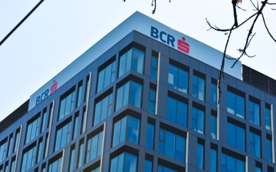 BCR răscumpără anticipat obligațiuni de 700 de milioane de euro Banca Comercială Română (BCR) a anunțat că va răscumpăra anticipat o tranșă de obligațiuni senior nepreferențiale în valoare de 700 de milioane de euro
