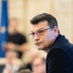 Reforma companiilor de stat: Sfârșitul risipei, NU „vânzarea României”