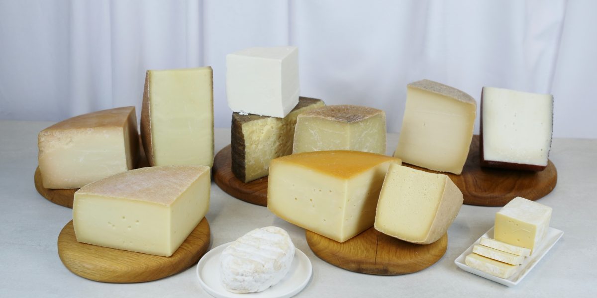 România, pionieră în brânzeturi maturate: Selecție premium, gustată de experți