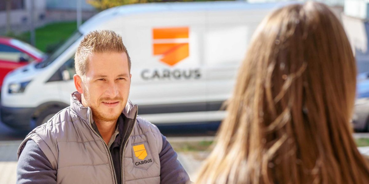 Românii, zgârciți la cumpărături: Ce fac 2 din 3 când prețul e mare