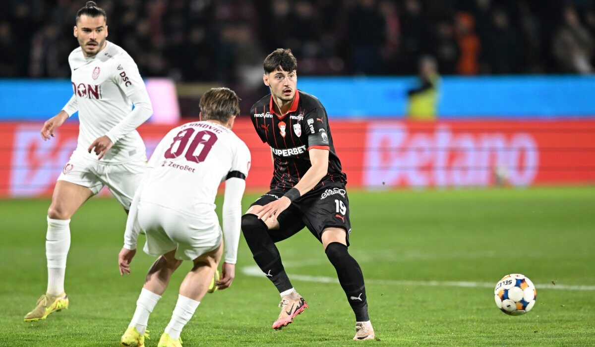 Cluj și Dinamo, remiză spectaculoasă: „câinii” au ratat pe bandă rulantă