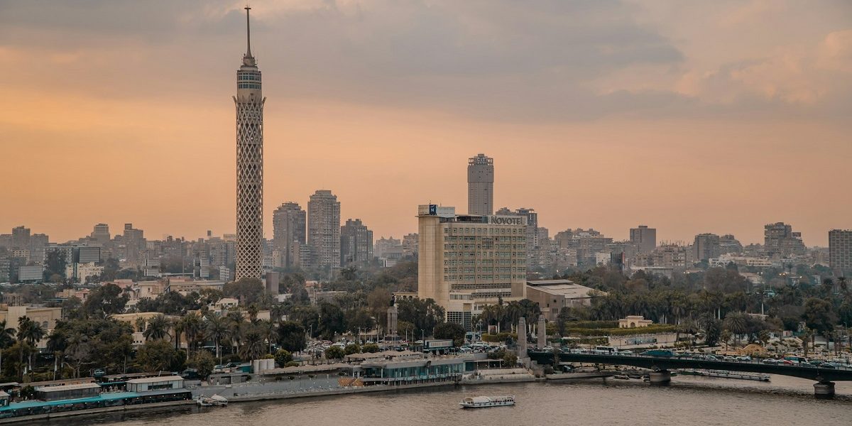 Apar zgârie-nori uriași în România: „The Spine” costă un procent din PIB