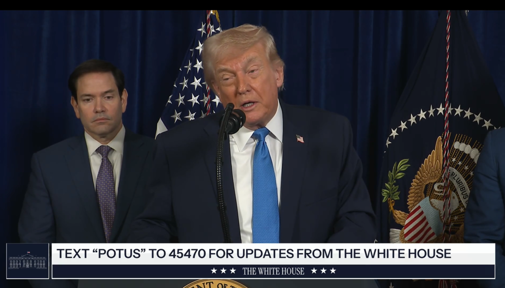 Trump amenință: Vrea să distrugă poduri și centrale în Iran