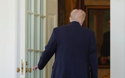 Cifre sumbre: Donald Trump, tot mai vulnerabil în fața Iranului