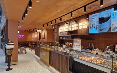 Sphera Group deschide o nouă unitate Cioccolatitaliani în Italia, investiția se ridică la 550.000 de euro Sphera Franchise Group, cel mai mare grup din industria de food service din România, își continuă expansiunea pe piața italiană