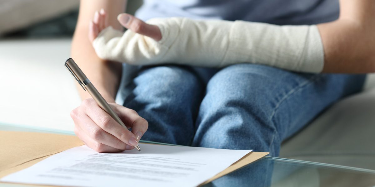 Control riguros asupra concediilor medicale: CNAS va putea verifica decizia medicilor și suspenda plata certificatelor suspecte