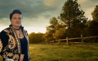 A plecat din București pentru țară: „Munca ne ține sănătoși”