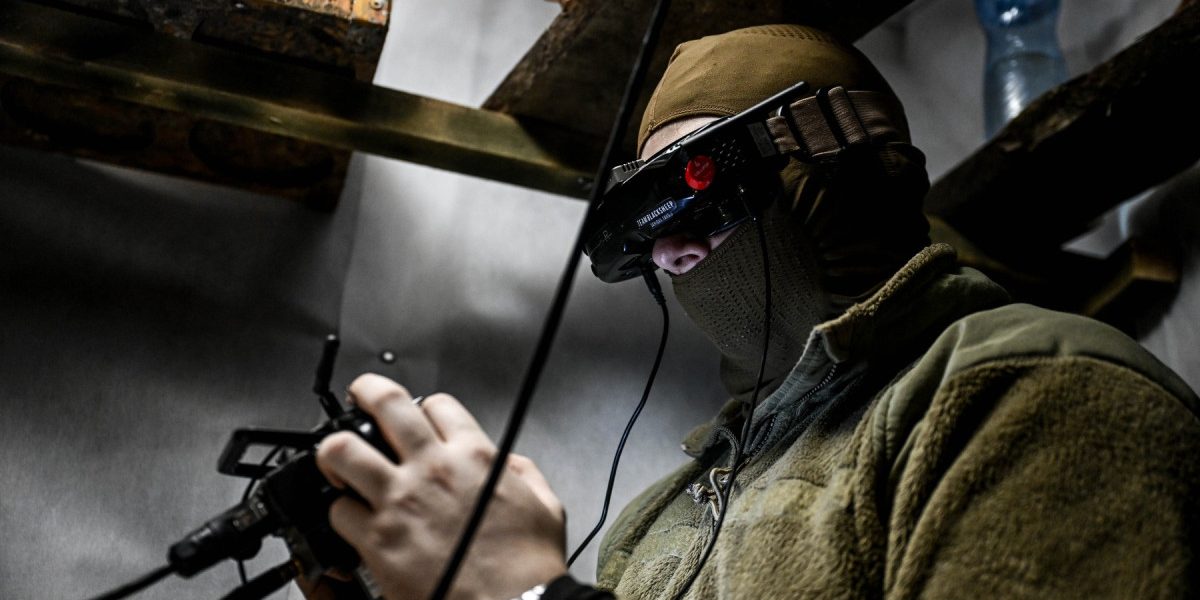 Dronele ucrainene au lovit peste 24.000 de echipamente militare rusești în 10 luni. „Facem ceea ce trebuie făcut”