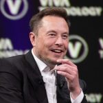 Comandant Artemis II, laudă Elon Musk după ”văzuta” Marte
