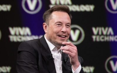 Comandant Artemis II, laudă Elon Musk după ”văzuta” Marte