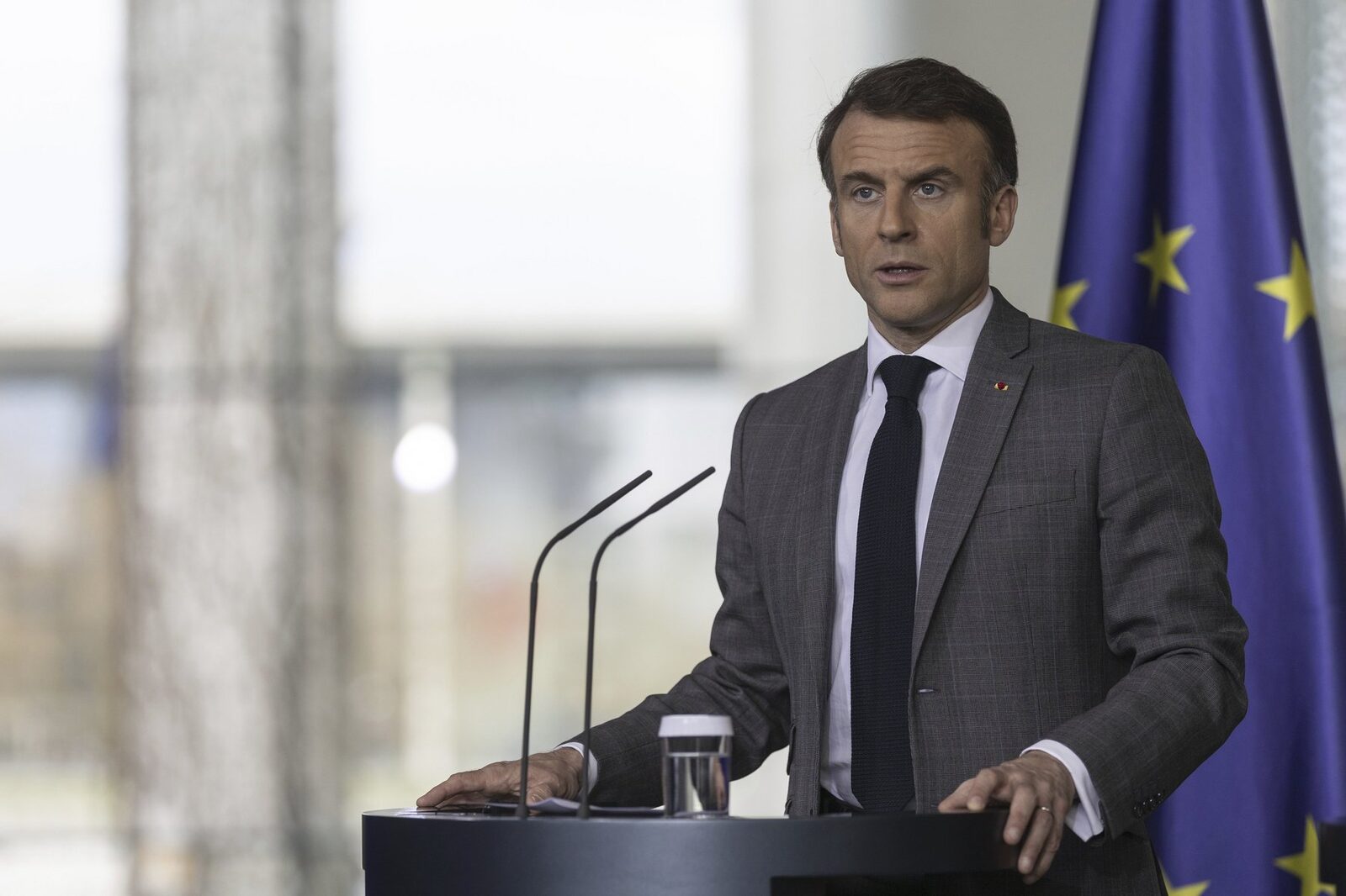 Macron cere IRANULUI „dezescaladare” cu ajutorul discuțiilor din Pakistan