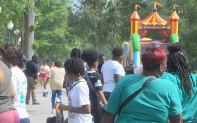 O mamă din România, model pentru familiile cu copii autiști