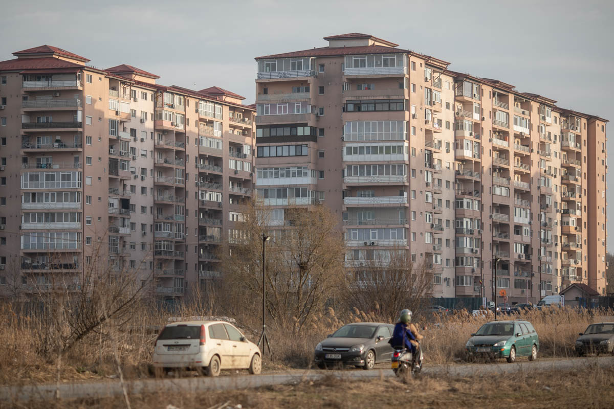 Românii, tot mai puțini proprietari: Procentul a scăzut la 70,5% în 2026. Cauza?