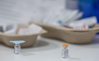 Dezinformarea anti-vaccin: Grupurile închise, pericol pentru România