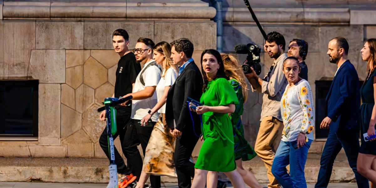 Filiera PNL la Nicușor Dan: Scandalul fotografiilor trucate zguduie Bucureștiul