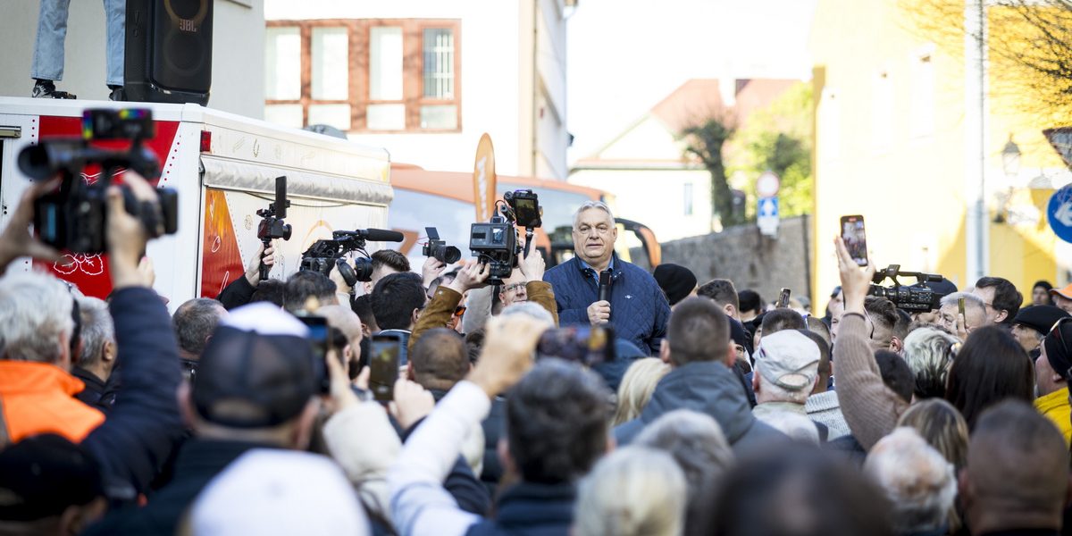 Index - Belföld - A választás előtti napon olyat lépett a Fidesz kampánytriója, amilyet még nem láttunk tőlük