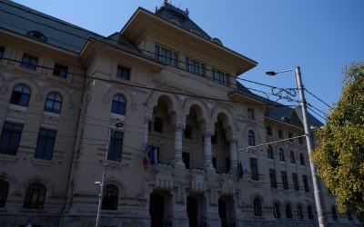 Concedieri masive la Primăria Capitalei: 400 de posturi desființate Primăria Capitalei se confruntă cu un val de nemulțumiri generate de planul de a concedia 400 de angajați