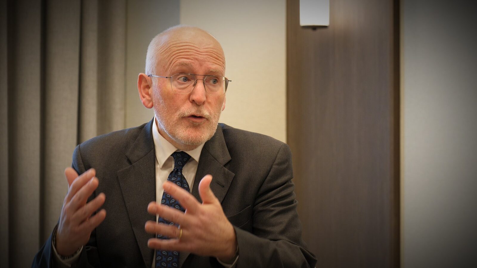 Fostul vicepreședinte executiv al Comisiei Europene, Frans Timmermans, a vorbit despre justiție, energie și prețuri într-un dialog purtat recent