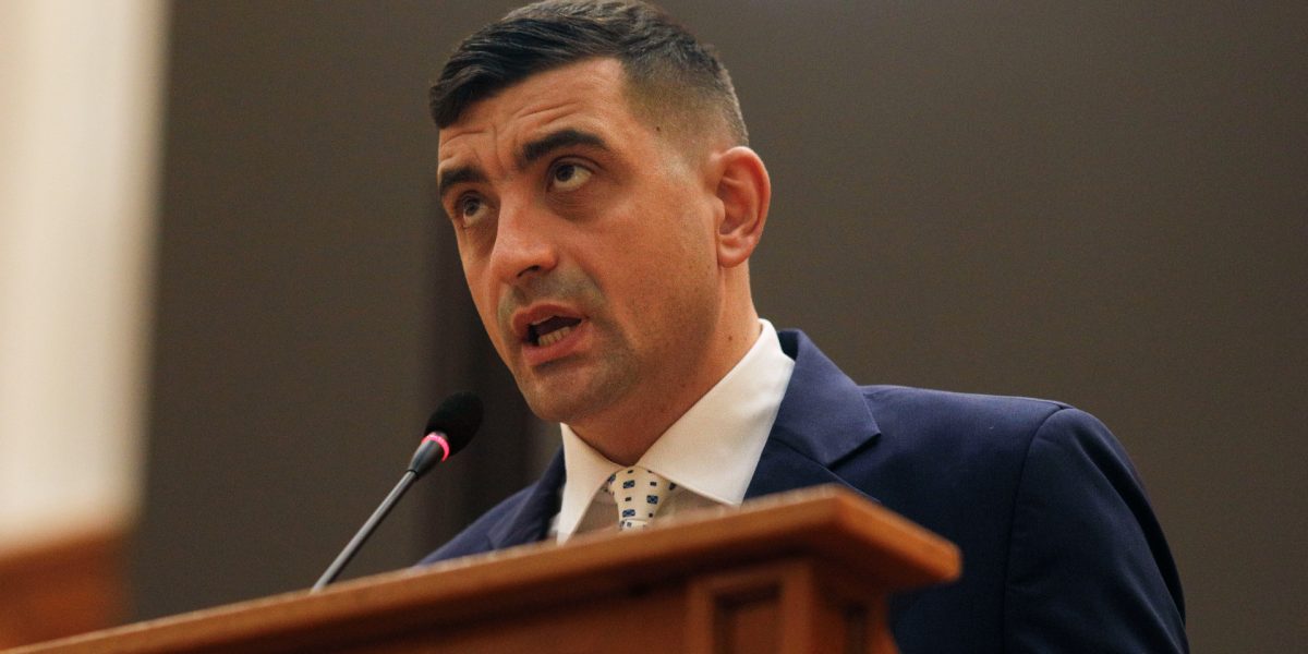Simion pune condiții: AUR cere legi votate, înainte de negocieri