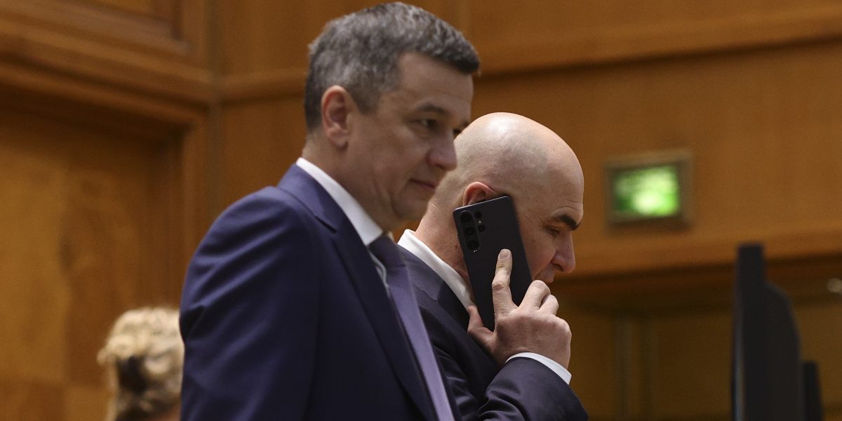 Sorin Grindeanu și Ilie Bolojan. Inquam Photos / Octav Ganea
