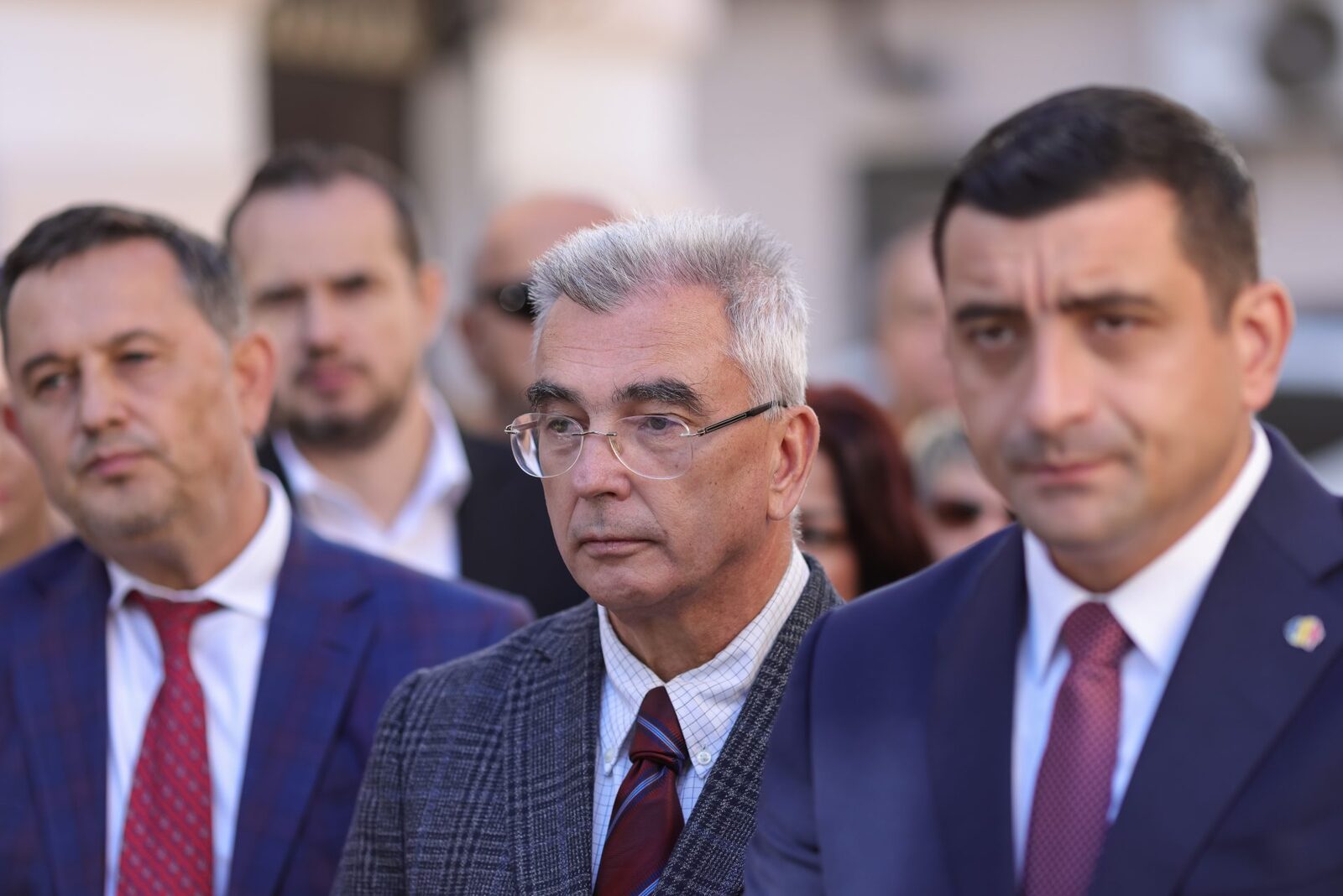 Liderul senatorilor AUR, Petrișor Peiu, anunță depunerea de moțiuni de cenzură împotriva Guvernului Bolojan în fiecare sesiune parlamentară, cu un prim demers probabil în luna mai