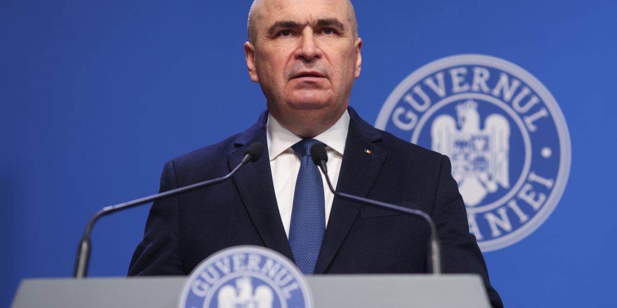 Bolojan ATACĂ PSD: Vor premier marionetă înaintea deciziei cruciale din PNL