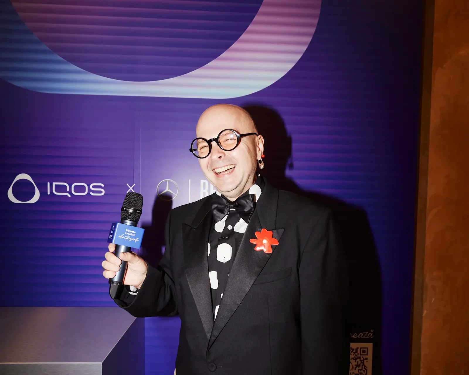 IQOS, partener principal la Bucharest Fashion Week 2026: Moda, arta și o nouă generație de creatori București, România – Bucharest Fashion Week 2026, evenimentul emblematic al modei românești, a fost marcat de o consolidare semnificativă a parteneriatului cu IQOS, brandul devenind partener principal al ediției
