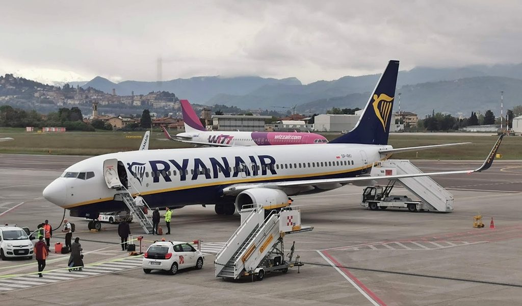 Ryanair și lufthansa scumpesc biletele de avion