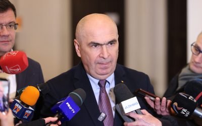 Premierul Ilie Bolojan a declarat că nu intenționează să demisioneze, în ciuda tensiunilor din coaliția de guvernare și a posibilei decizii a PSD de a reevalua parteneriatul politic pe 20 aprilie