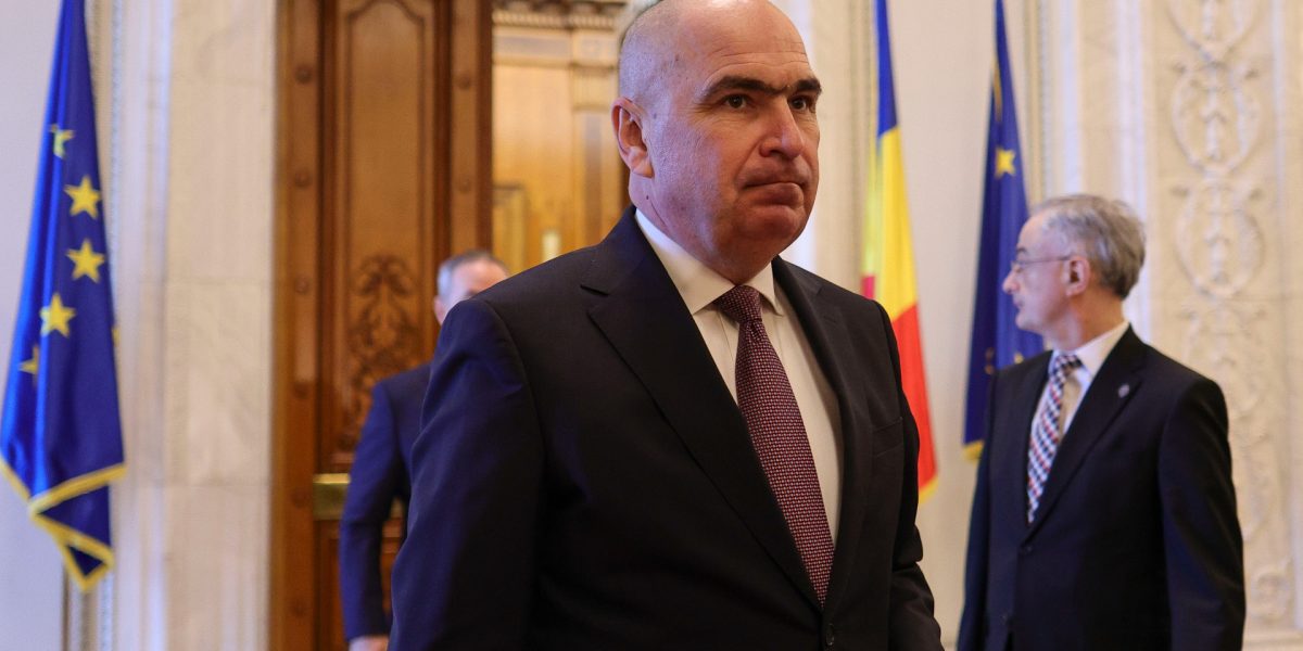 Bolojan, pregătit să înlocuiască miniștrii PSD: „Lucrăm mai eficient fără frână”