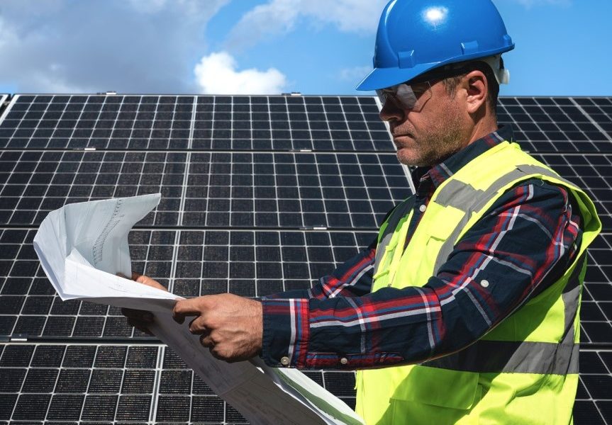 PPC Energie, un furnizor integrat de energie, își extinde portofoliul de soluții pentru companii, lansând servicii de mentenanță preventivă și corectivă pentru sistemele fotovoltaice cu o capacitate de peste 20 kWp