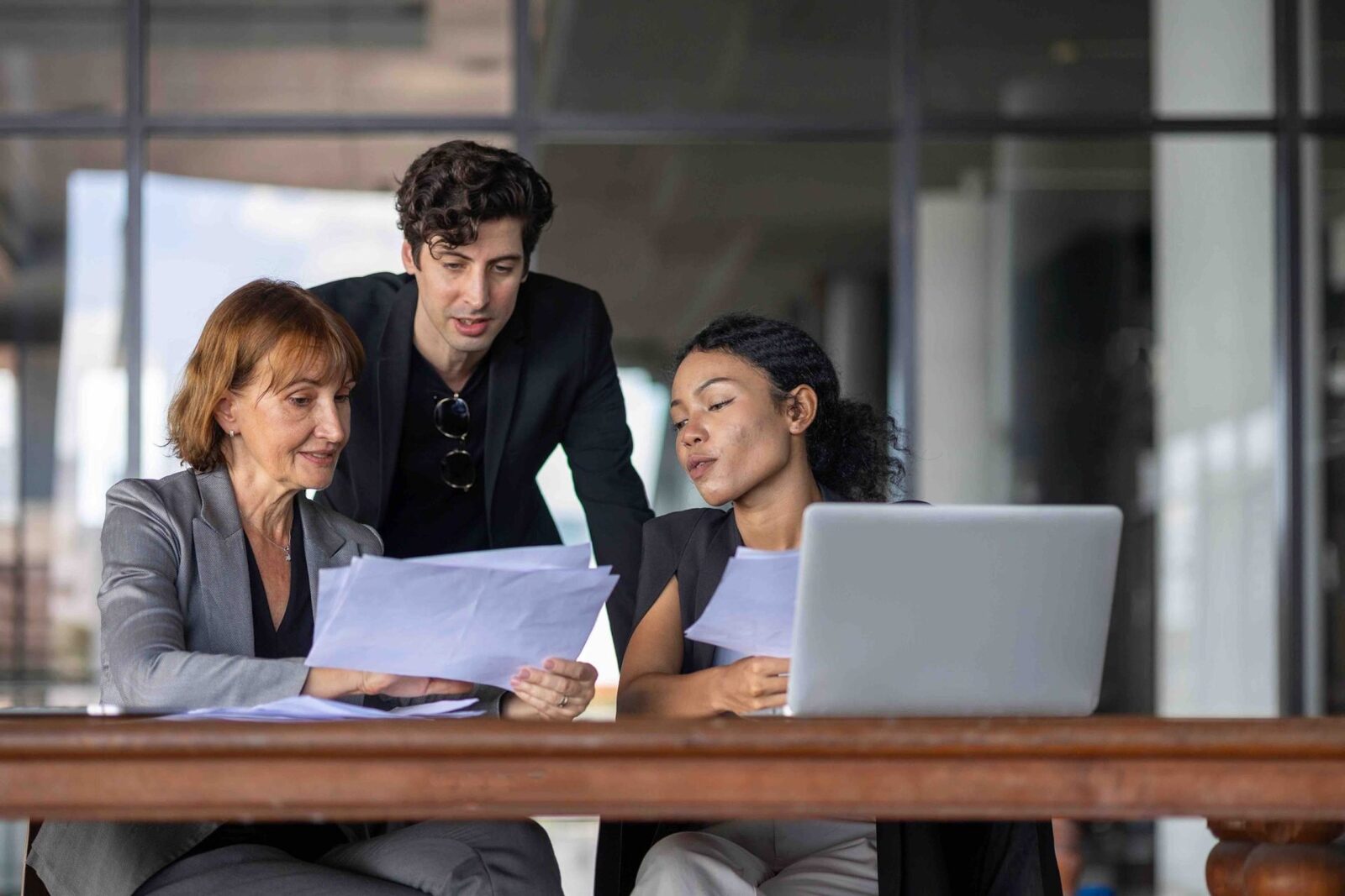Italia e Spagna guidano la crescita degli annunci di lavoro in Europa