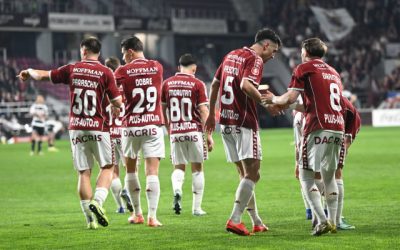 Rapid, înfrânt din nou în SuperLiga: U Cluj câștigă, Onea suspendat, Vulturar accidentat Înfrângerea suferită de echipa de fotbal RAPID București în fața celor de la U Cluj (scor 1-2) adâncește criza din Giulești