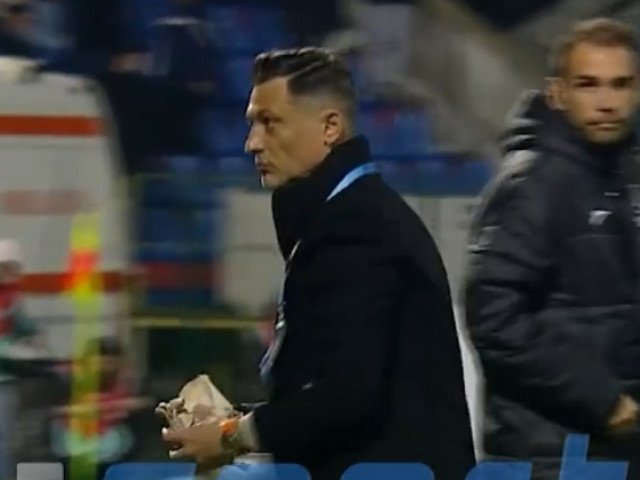 Un gest ironic, dar deplasat, a marcat meciul dintre FC Botoșani și FCSB, din cadrul etapei a treia a play-out-ului SuperLigii