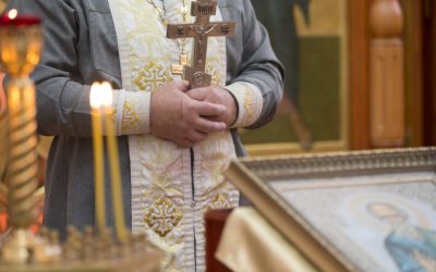 Lunea Mare a început: Credincioșii se pregătesc pentru Paște prin rugăciune și tradiții Luni, 6 aprilie 2026, marchează startul Săptămânii Patimilor pentru creștinii ortodocși, cu Lunea Mare, o zi dedicată reflecției și pregătirii spirituale pentru Învierea Domnului