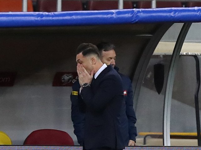 Accidentarea lui Daniel Bîrligea, o lovitură grea pentru FCSB FCSB se confruntă cu o problemă majoră în ofensivă, după ce atacantul Daniel Bîrligea a suferit o ruptură musculară în timpul meciurilor echipei naționale