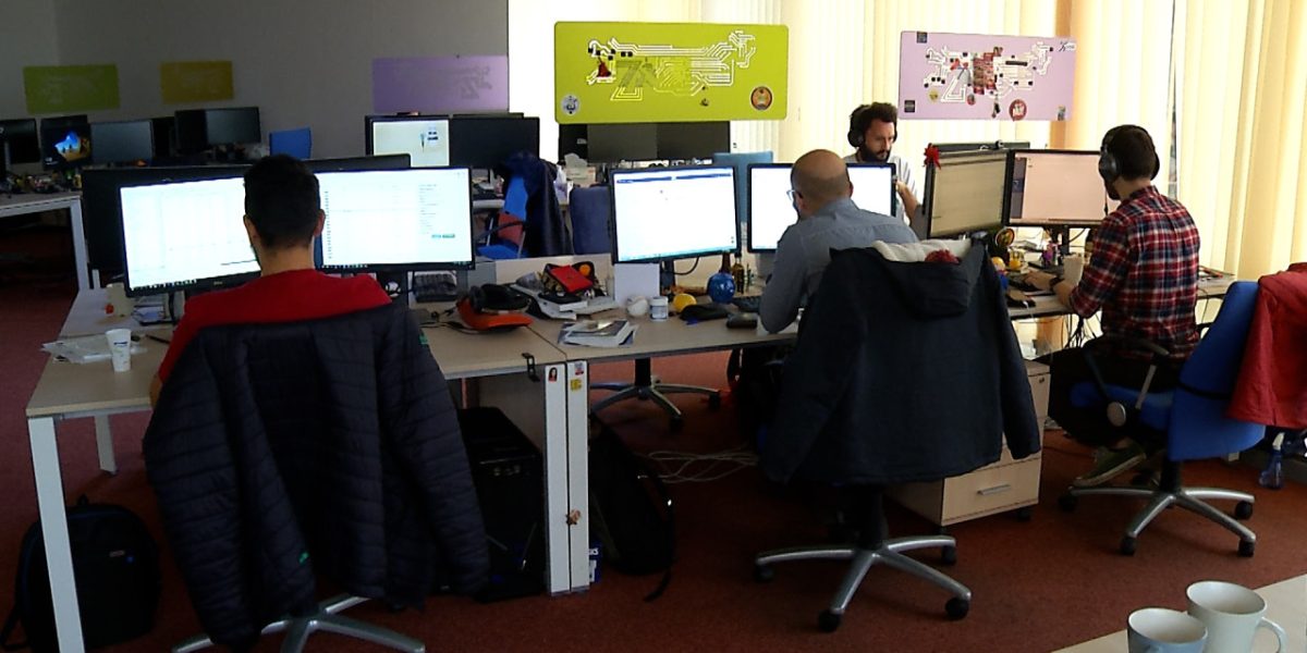 Legea transparenței salariale în România: Ce drepturi noi au angajații din iunie