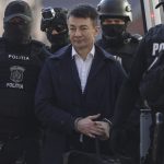 Imagini-șoc: Alexandru Bălan, spionul KGB, extrădat din Moldova