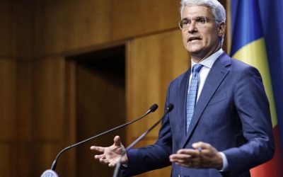 Pîslaru avertizează: Instabilitatea politică ar pune în pericol PNRR Ministrul Investițiilor și Fondurilor Europene, Dragoș Pîslaru, a emis un avertisment clar miercuri, subliniind că orice încercare de a destabiliza actualul Guvern ar reprezenta un act de „iresponsabilitate cruntă”, având în vedere contextul economic global dificil și angajamentele asumate prin Planul Național de Redresare și Reziliență (PNRR)