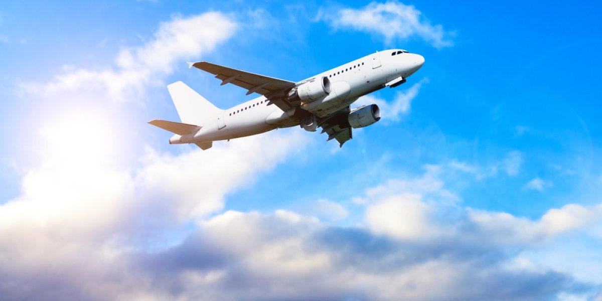 Criza de kerosen: Vor avea ROMÂNII vacanțe în Europa sau vor sta acasă