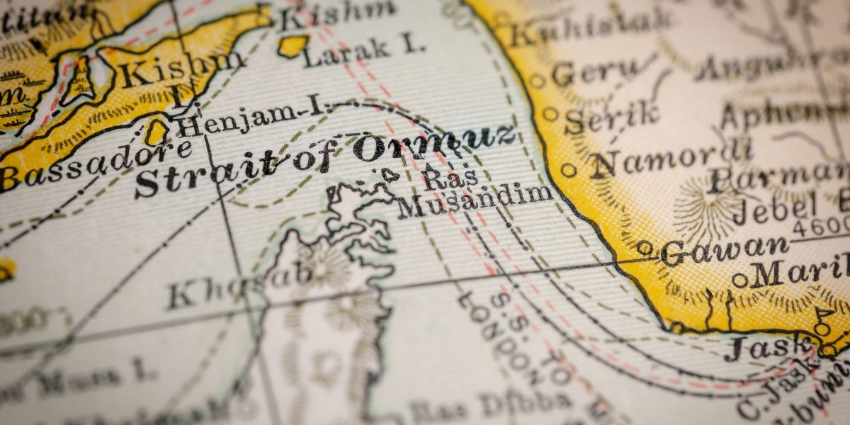 Criza Ormuz, noua Suez? SUA sub presiune, lume în alertă