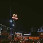 Managerul McDonald’s, scuza incredibilă: Mama, de vină pentru gafă