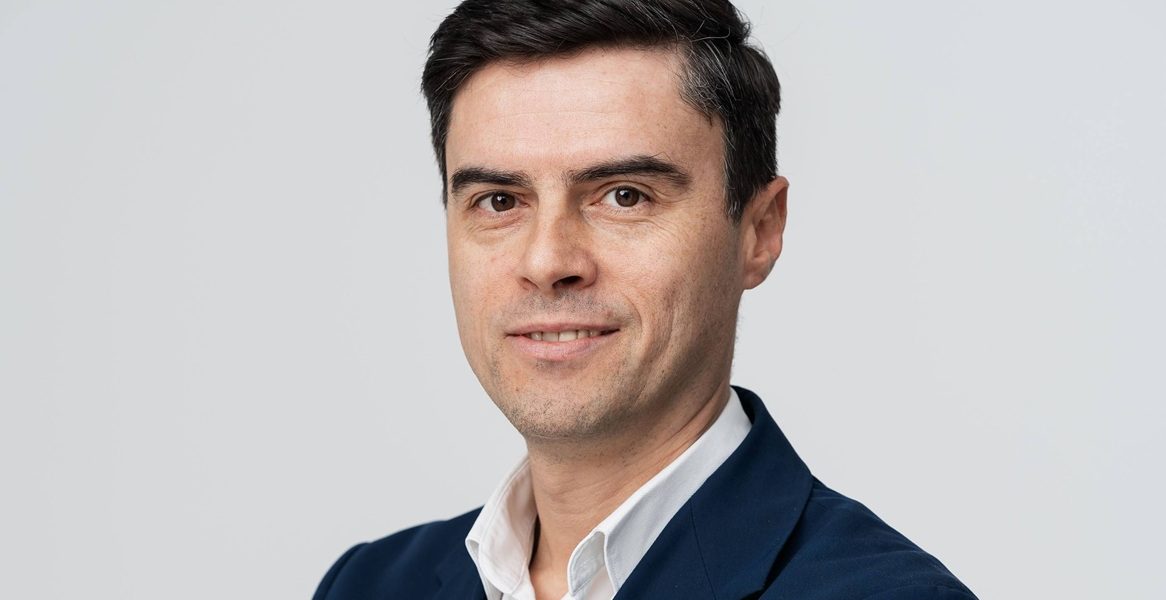 EMAG: Piața de vânzări crește spectaculos, expansiune în străinătate accelerată