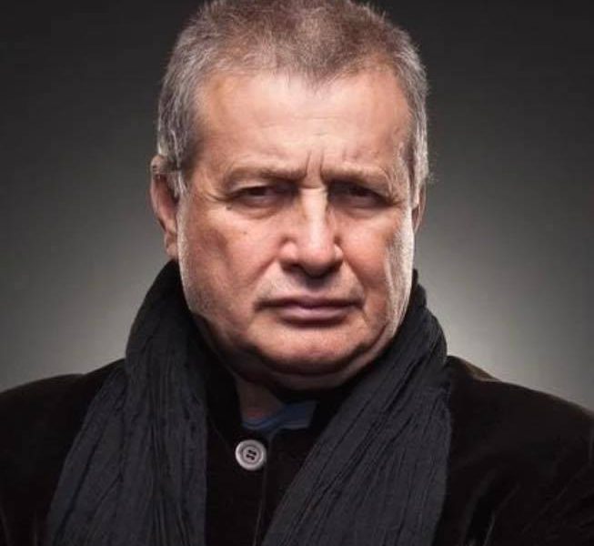 Incendiu la casa lui Mircea Dinescu: Poliția anchetează, poetul a depus plângere