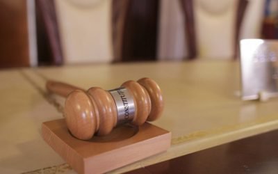 Alianța Pacienților Cronici, nemulțumită de întârzierea CCR în cazul concediilor medicale Alianța Pacienților Cronici din România (APCR) a trimis o scrisoare deschisă președintelui Klaus Iohannis, premierului Marcel Ciolacu și Curții Constituționale (CCR), exprimându-și îngrijorarea profundă față de efectele ordonanței care prevede neplata primei zile de concediu medical