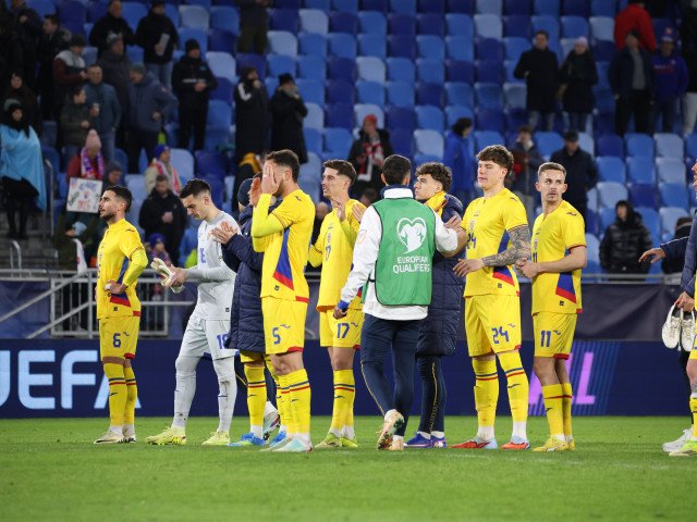 Aioani despre înfrângerea cu Turcia: „Ne-a lipsit ceva mai mult pe faza ofensivă” Echipa națională de fotbal a României a suferit o înfrângere în fața Turciei, scor 0-1, într-un meci amical disputat la Istanbul